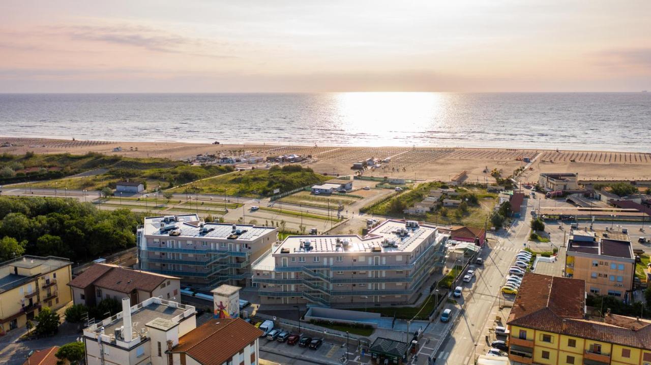Sabbia & Mare Aparthotel Росолина Маре Екстериор снимка