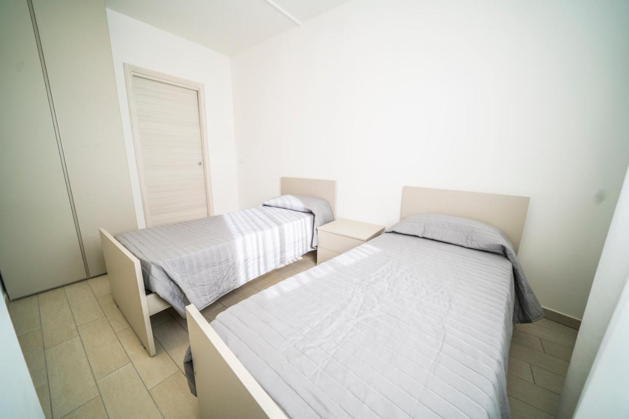 Sabbia & Mare Aparthotel Росолина Маре Екстериор снимка